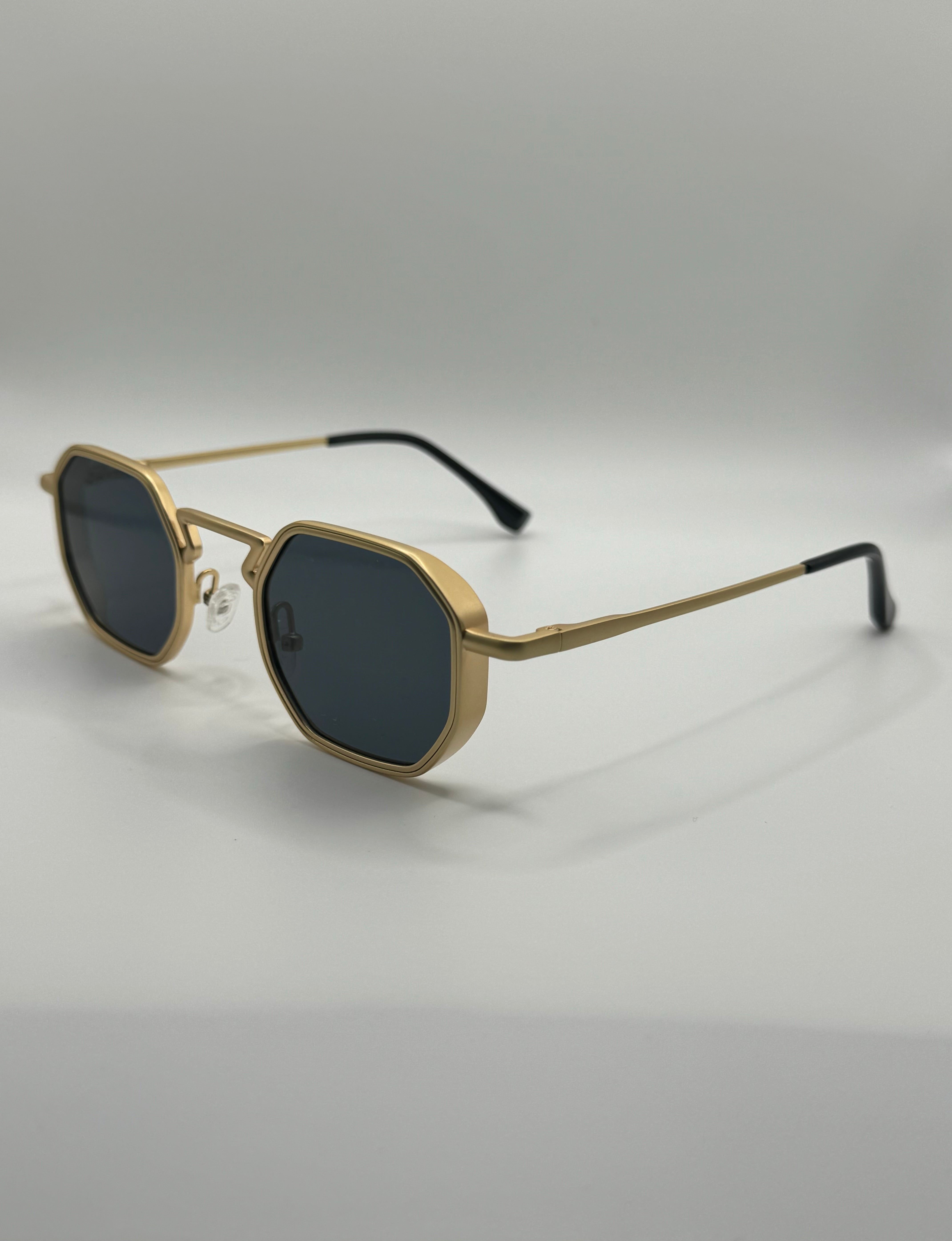 Classic Golden Edge